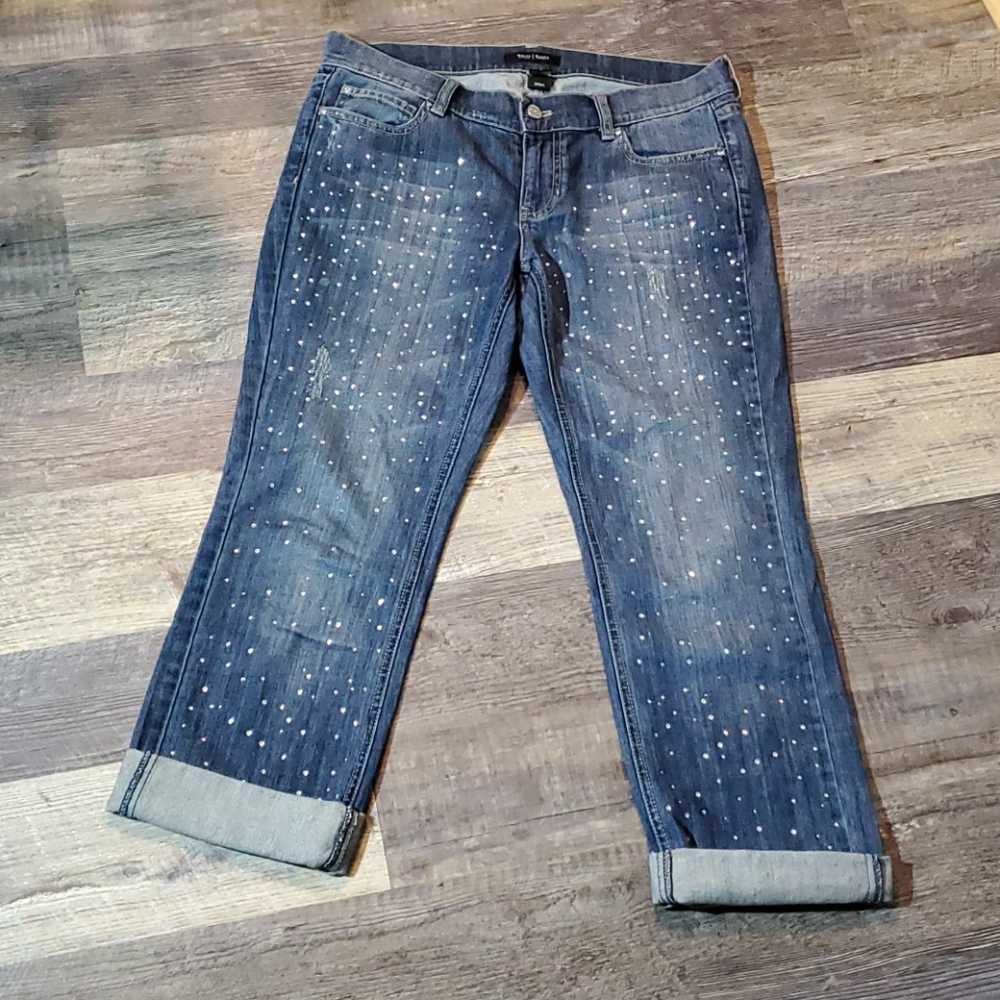 White House Black Market glamorous Jeans size 6